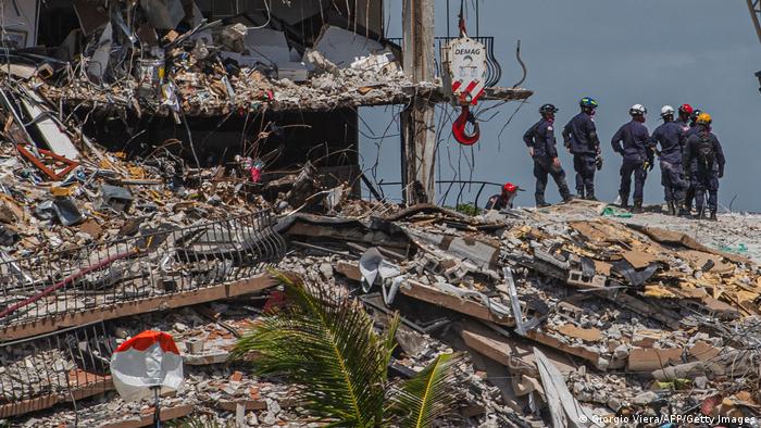 Recibirán al menos 150 MDD las víctimas del derrumbe en Miami