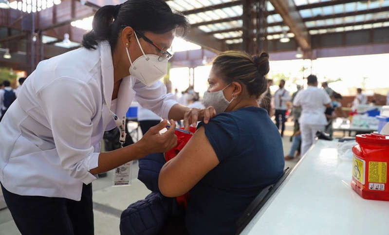 Sigue proceso de vacunación contra Covid-19 de 40 a 49 años en Oaxaca