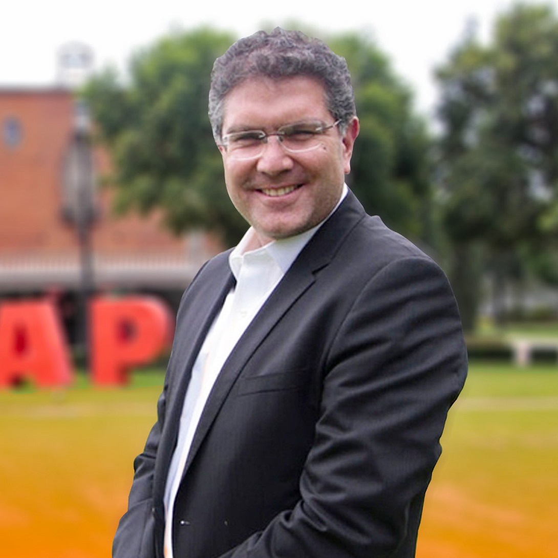 Ríos Piter se aferra a rectoría de la UDLAP