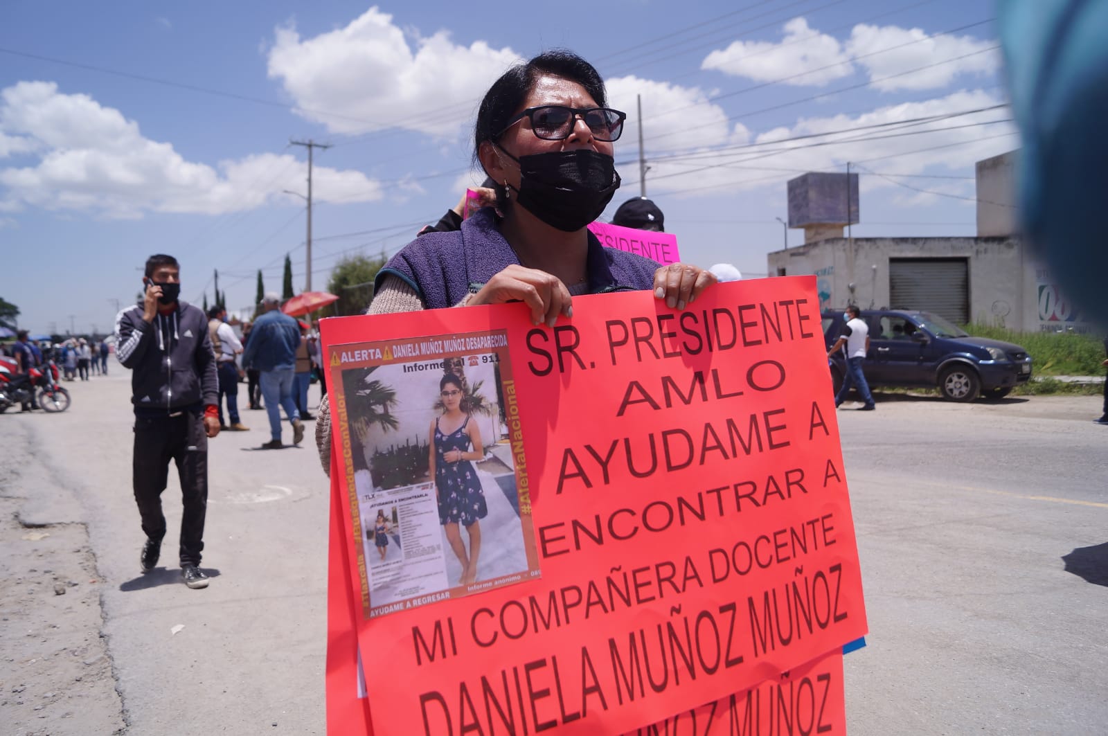 Padres de Daniela Muñoz solicitan al estado intensificar búsqueda 