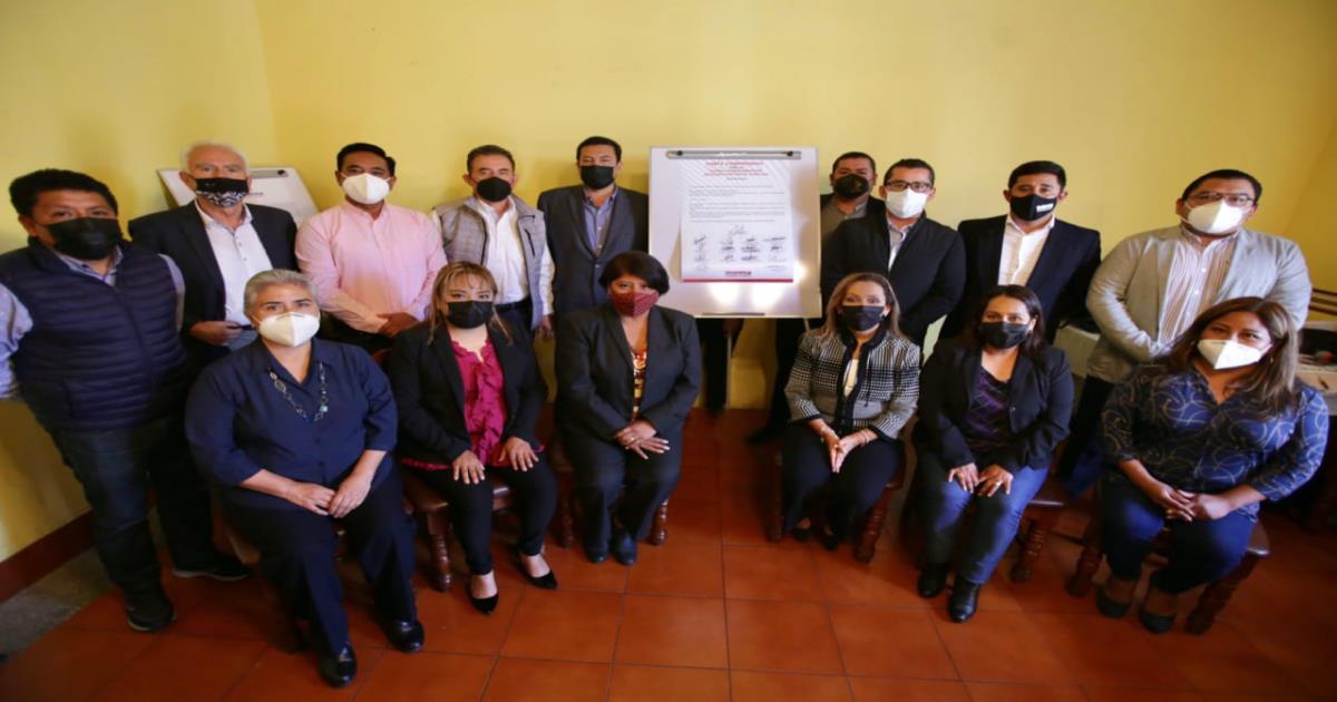 En reunión con alcaldes electos de Tlaxcala, Cuéllar propone unificar planes de desarrollo