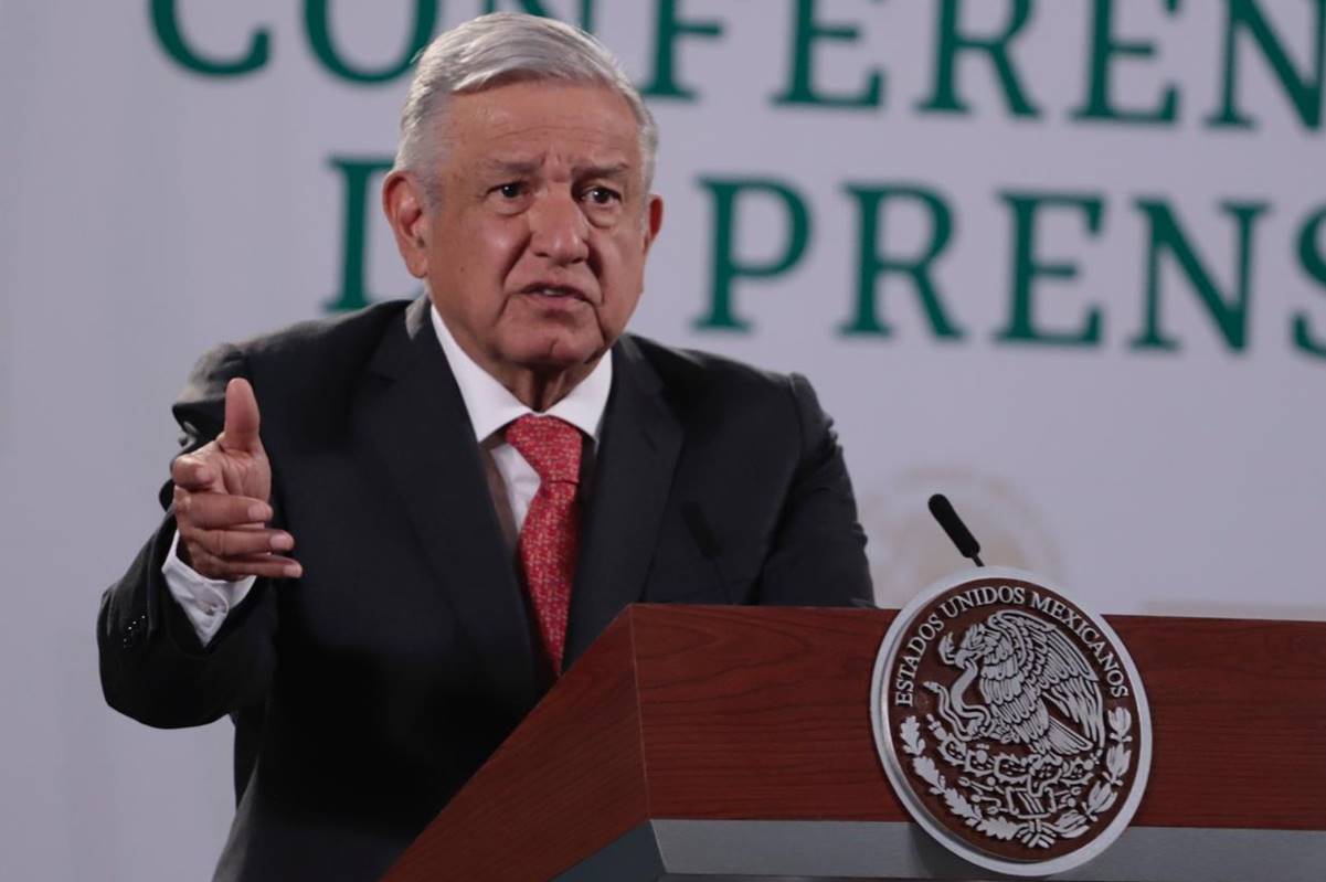 Nadie ha fallecido por vacuna anticovid en México: AMLO