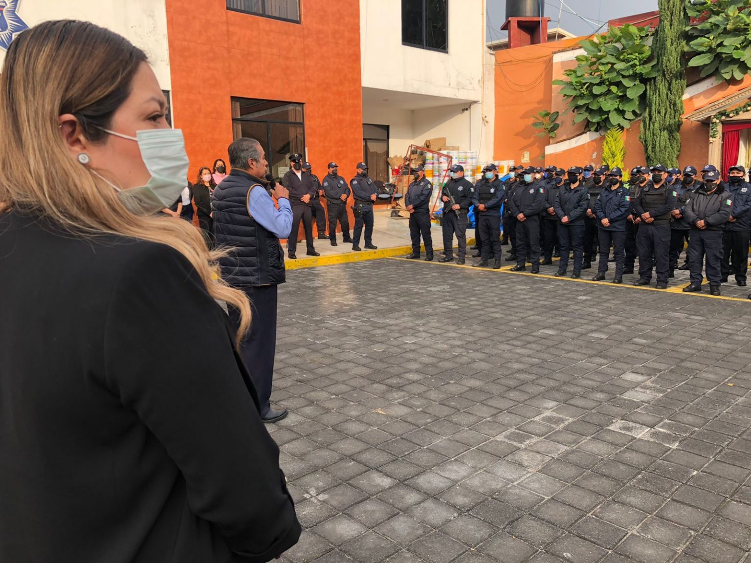Encabezan autoridades correspondientes reunión con elementos de la policía capitalina