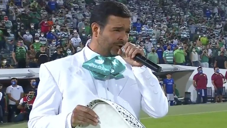 Pablo Montero sostiene demanda en contra de su ex esposa Carolina Van Wielink