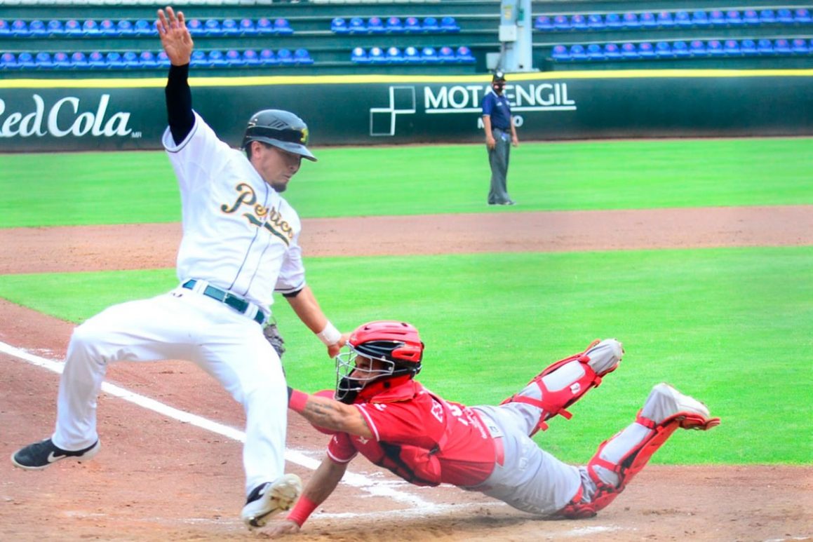 Pericos defenderá el liderato ante Diablos en la #SeriedelFreeway