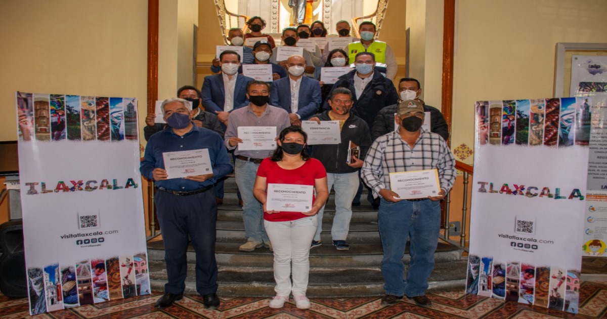 Entrega SECTURE constancias de capacitación en medidas sanitarias a centros de avistamiento de luciérnagas