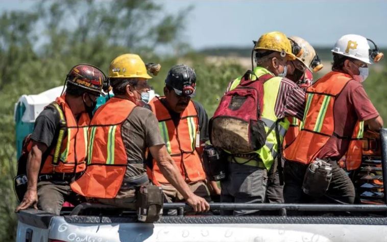 Recuperan cuerpos de dos mineros en Coahuila