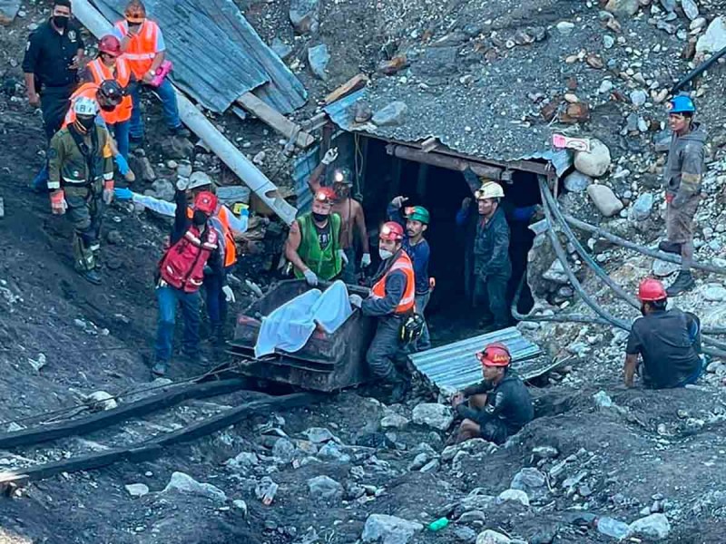 Ya fueron rescatados los siete cuerpos de los mineros en Múzquiz: AMLO