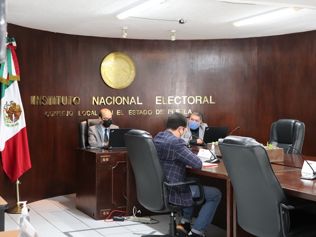 INE Puebla entregó constancias de mayoría a diputadas y diputados federales electos 