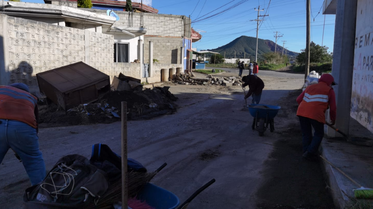 Ayuntamiento de San Pedro Cholula brindó apoyo a los afectados por las lluvias de Santa María Acuexcomac