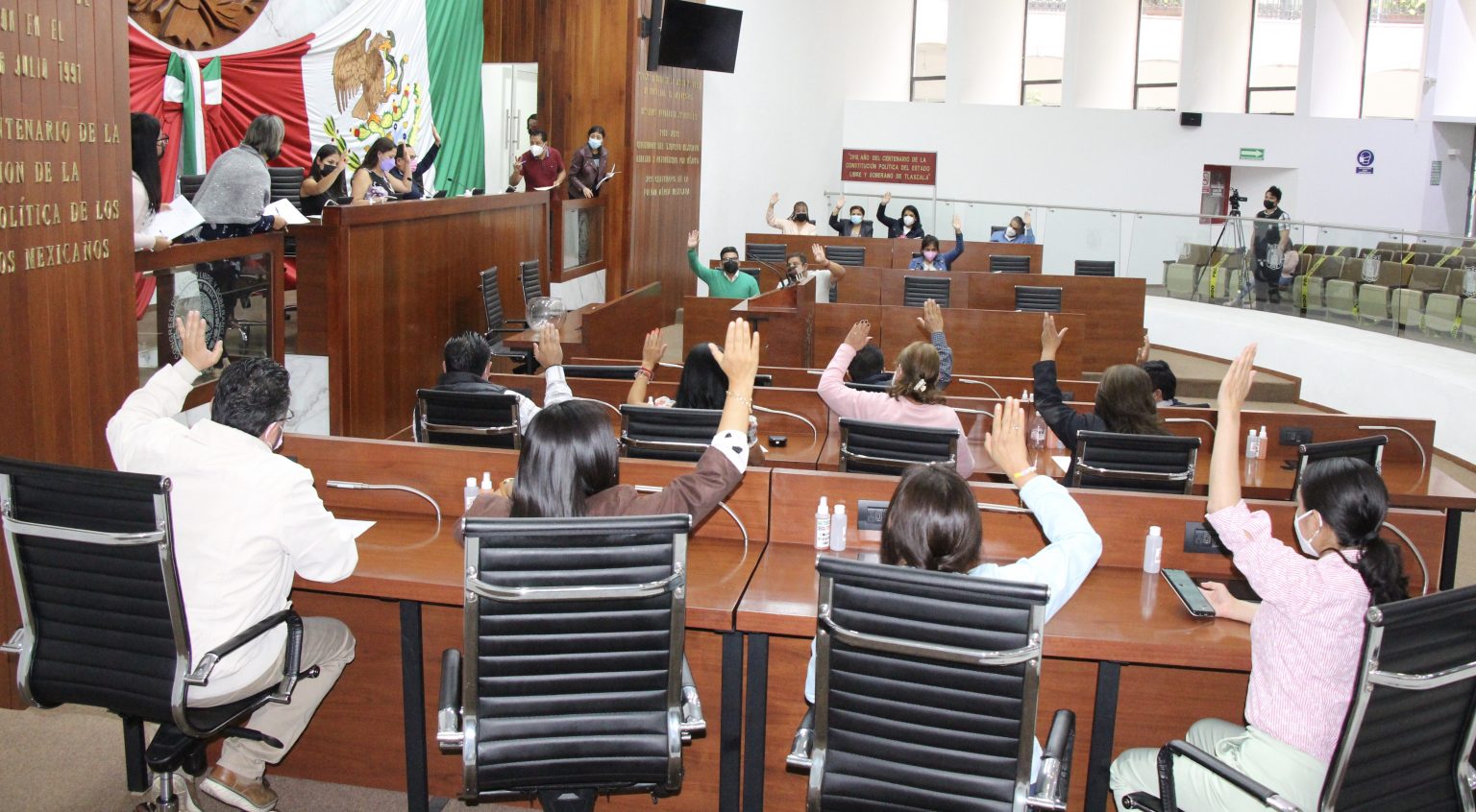 Publica POGE reforma que reconoce a las personas de 60 años como adultas mayores