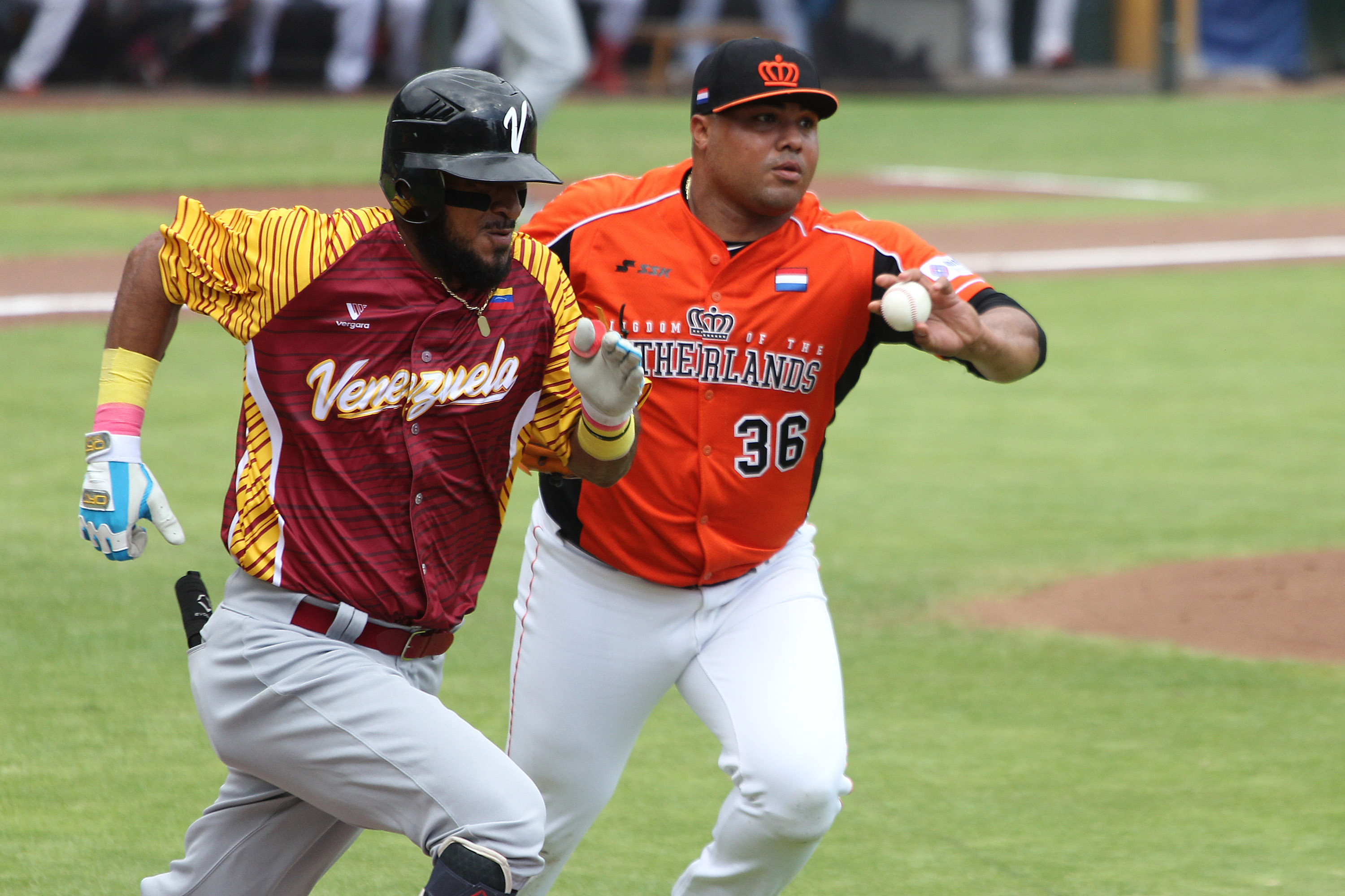 Venezuela apaleó a Países Bajos en el preolímpico en Puebla 