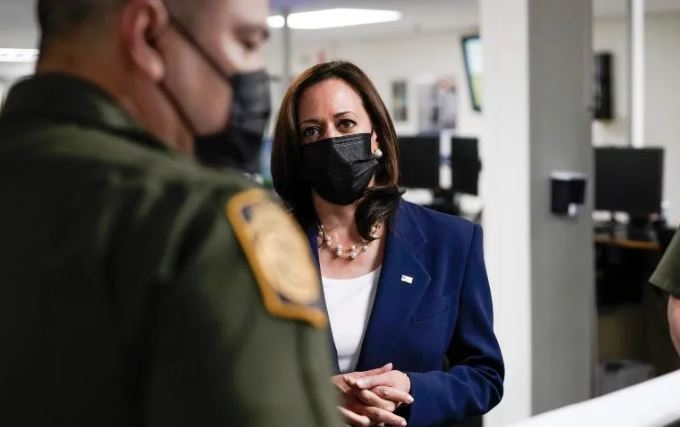 Harris llega a la frontera con México para evaluar "efectos" de la migración