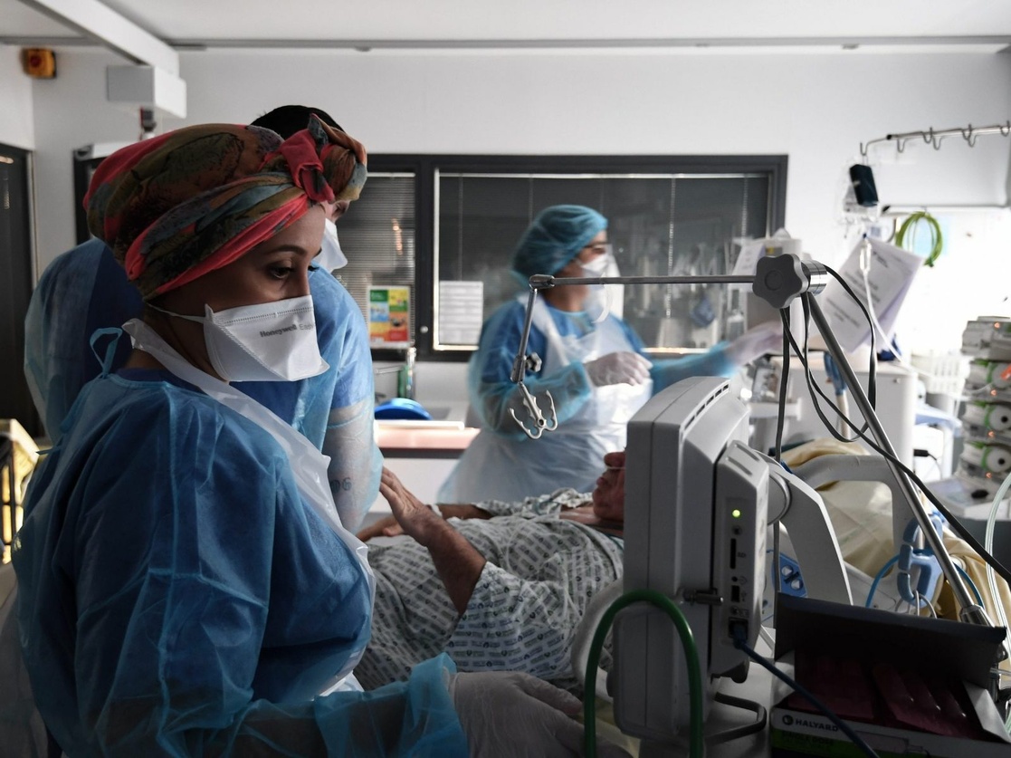 México registra en las últimas horas 15,823 nuevos contagios y 362 decesos por Covid-19