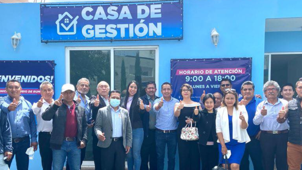 Edmundo Tlatehui recibió a la Organización 5 de mayo Movimiento Reformador en su Casa de Gestión
