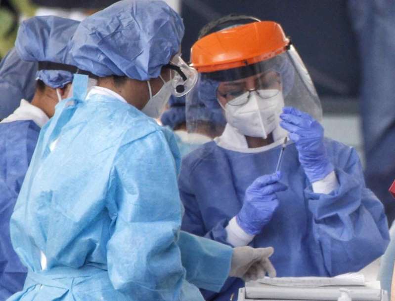 Vacuna Sinovac no llegará a Tehuacán; la reemplazan por Pfizer