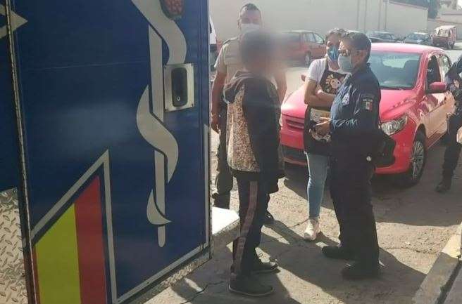 Madre corre de la casa a su hijo de 12 años por no cubrir la cuota para su manutención