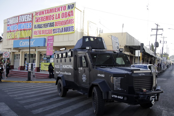 Operativo en Mercado Amalucan es para instalar carpas: Rivera Vivanco