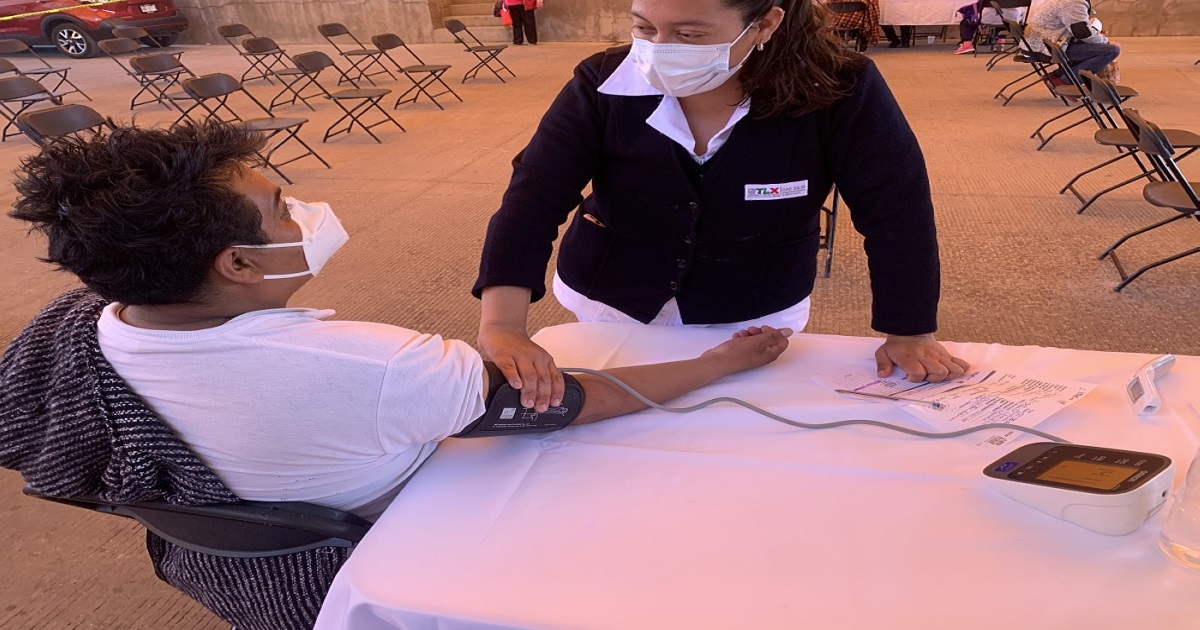 Atiende “Ruta por tu Salud” a familias de la Magdalena Tlaltelulco