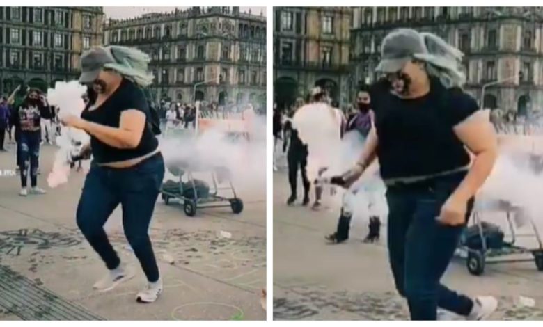 “La Reinota”: La mujer que se viralizó por regresar una bomba de gas a policías durante el 8M