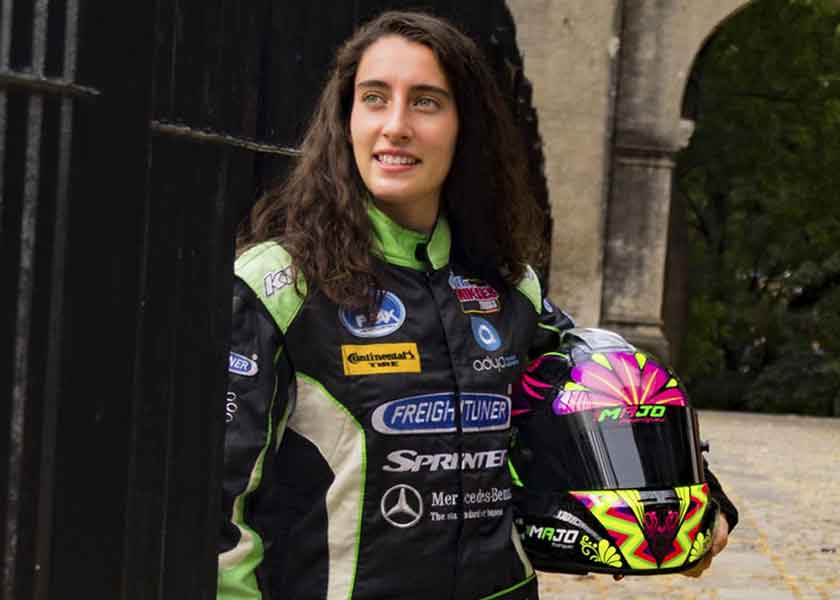 La poblana 'MaJo' Rodríguez conducirá Mercedes-Benz en la Super Copa 