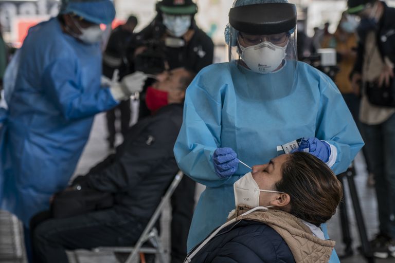 México registra 698 decesos más por coronavirus