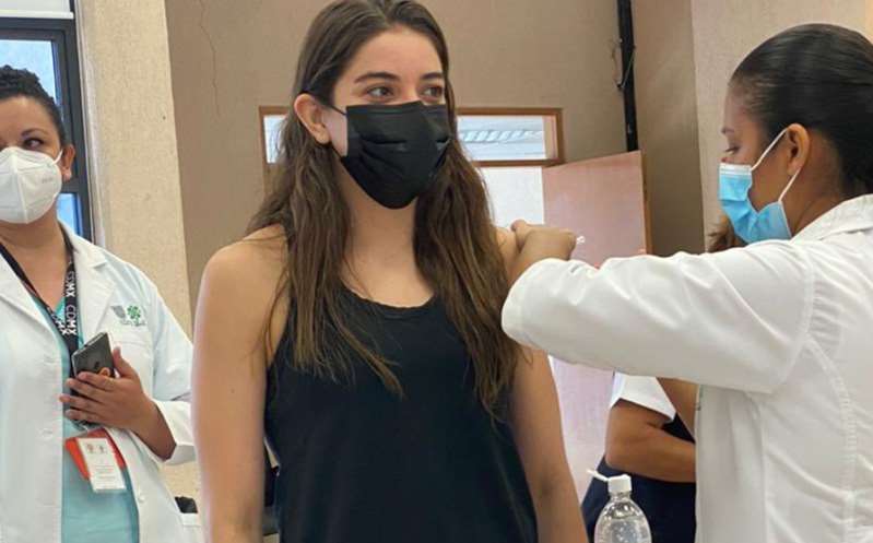 Atletas mexicanos reciben vacuna contra el COVID-19 previo a Juegos Olímpicos Tokio 2021