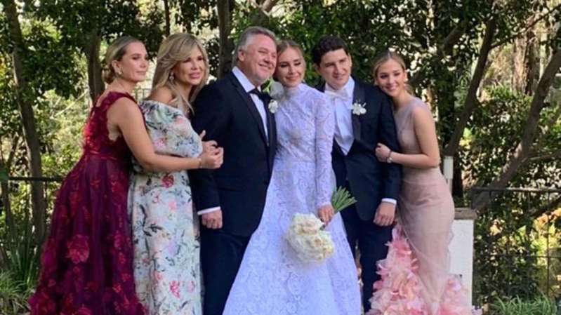 Hija de la gobernadora de Sonora gasta 8 mdp por show del 'Potrillo' en su boda