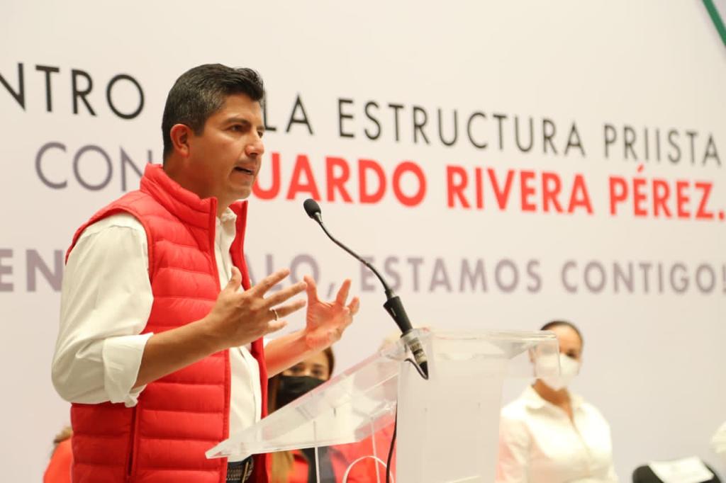 PRI da respaldo a Eduardo Rivera en candidatura por la alcaldía de Puebla