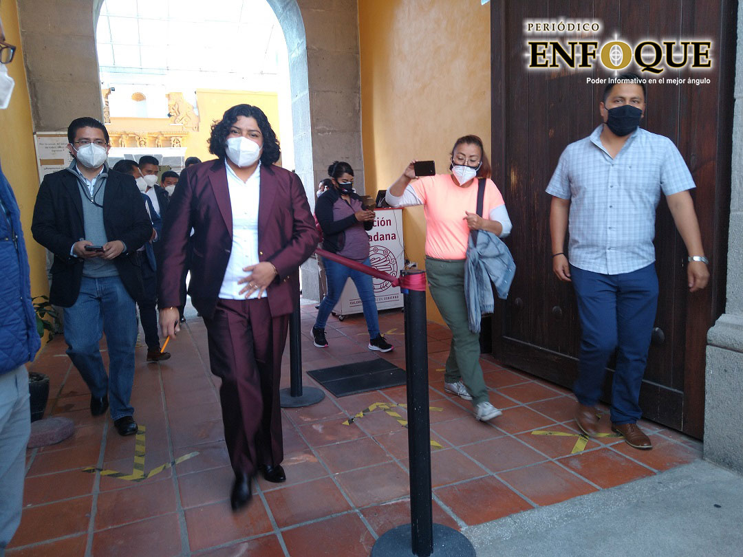 Logra Karina Pérez Popoca ir por su reelección en San Andrés; otra vez contra Edmundo Tlatehui