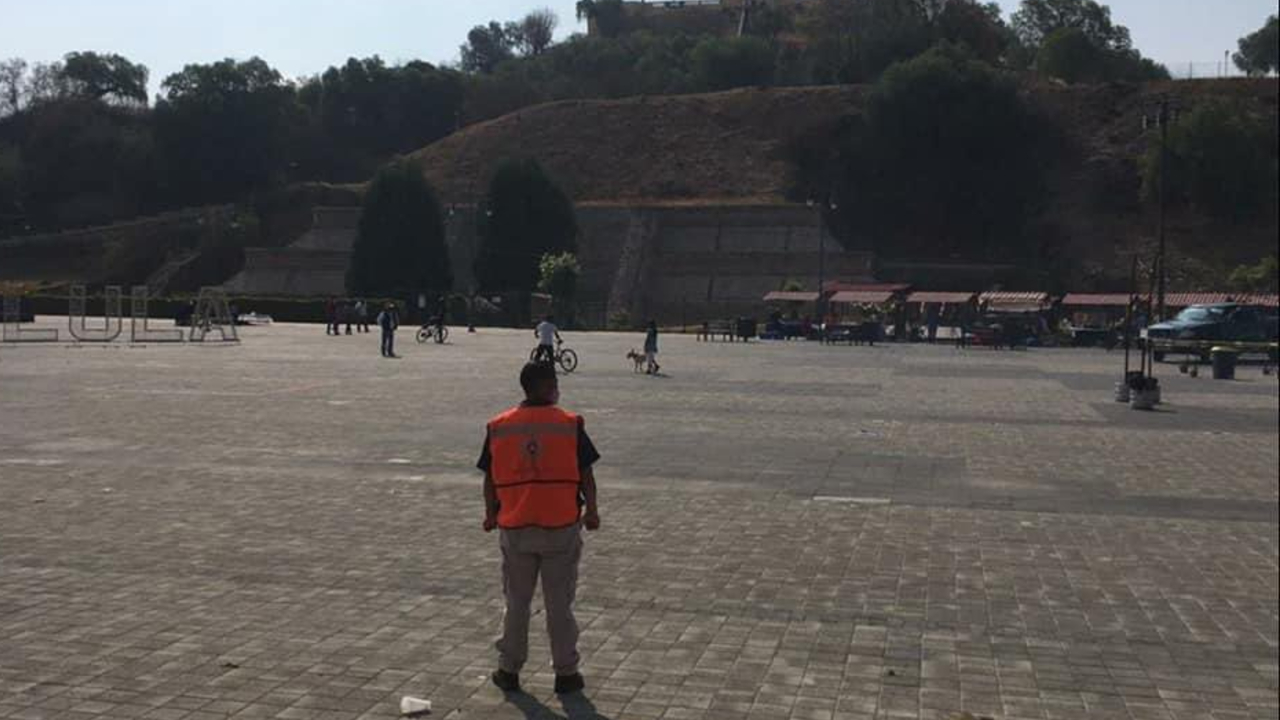 Elementos de Protección Civil de San Pedro Cholula buscan recordarle a la ciudadanía que usen Cubrebocas. 