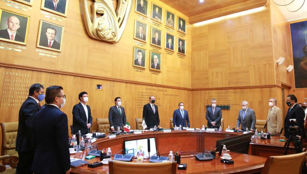 IMSS concreta acuerdo para garantizar créditos justos