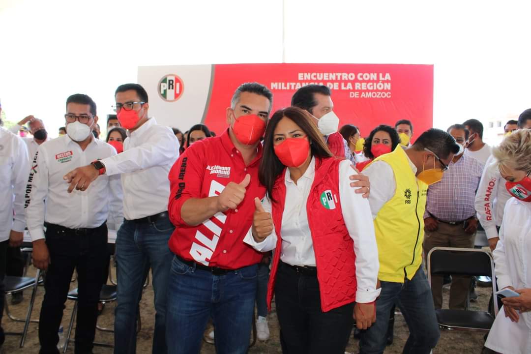 Carolina Martínez inicia campaña en Acajete para la presidencia municipal, respaldada por el Presidente Nacional del PRI Alejandro Moreno