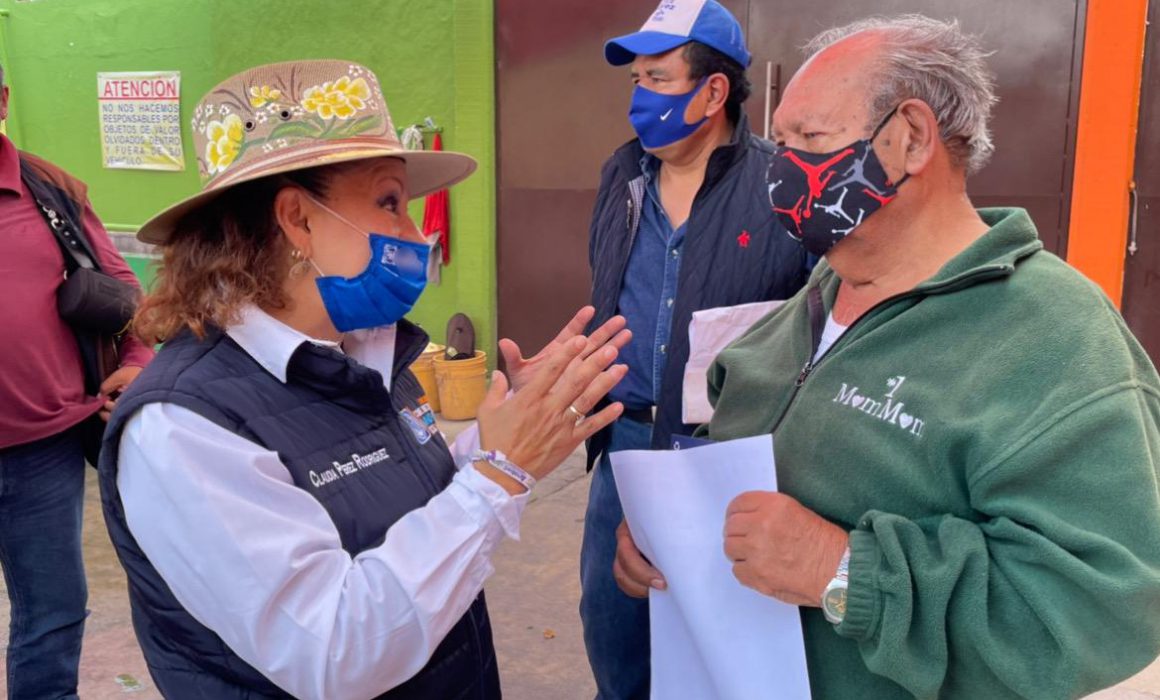 Claudia Pérez Recorre las calles para presentar sus propuestas