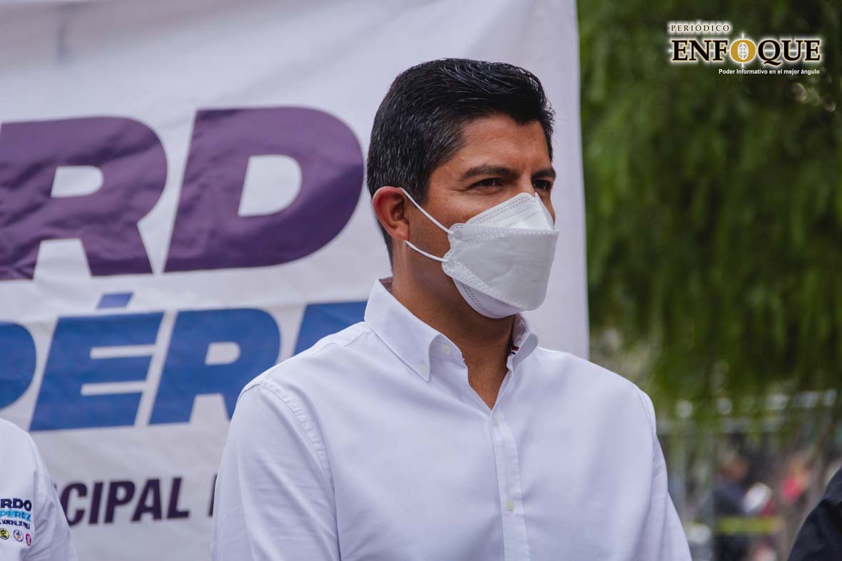 Eduardo Rivera promete acabar con cobro de piso y prostitución en el Centro Histórico