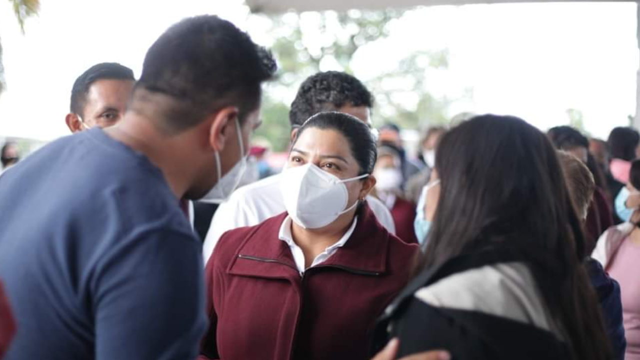 Para Karina Pérez Popoca la educación podría ayudar a mejorar a las Políticas Públicas de San Andrés Cholula. 