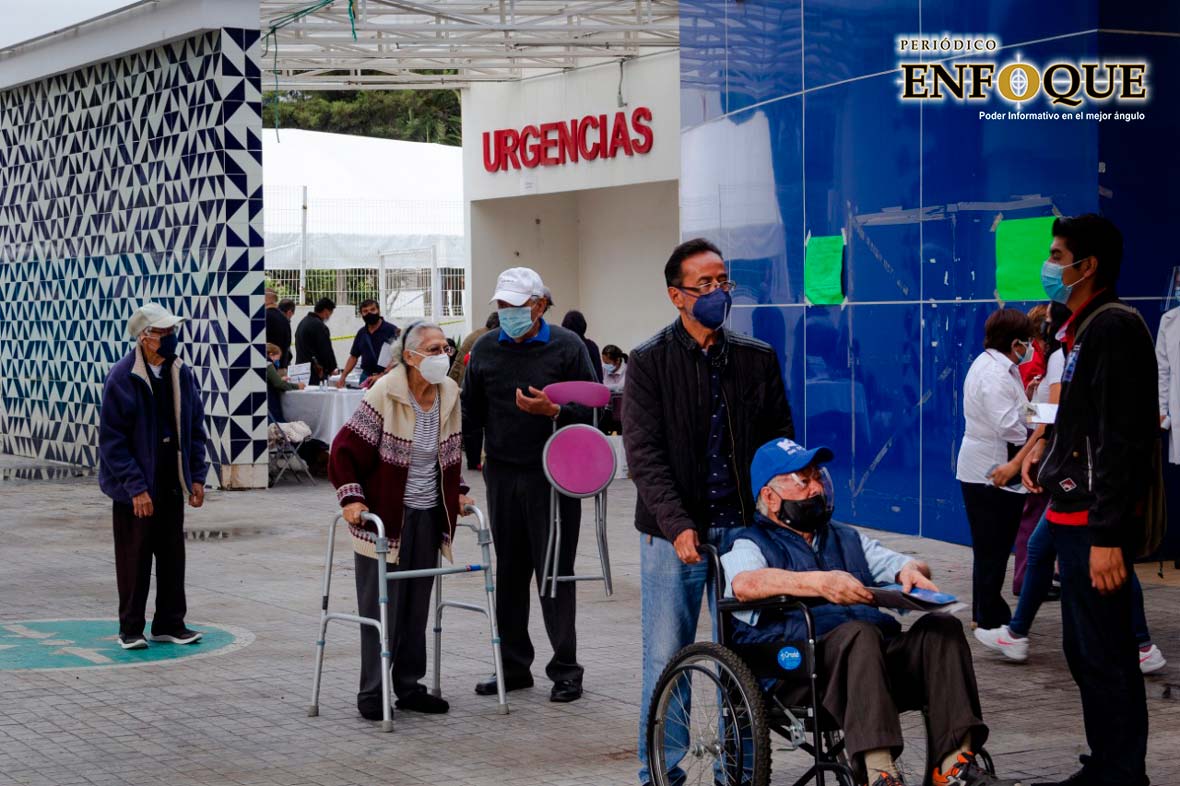 Contemplan vacunar contra el Covid-19 a más de 200 mil mayores de 50 años de Puebla capital