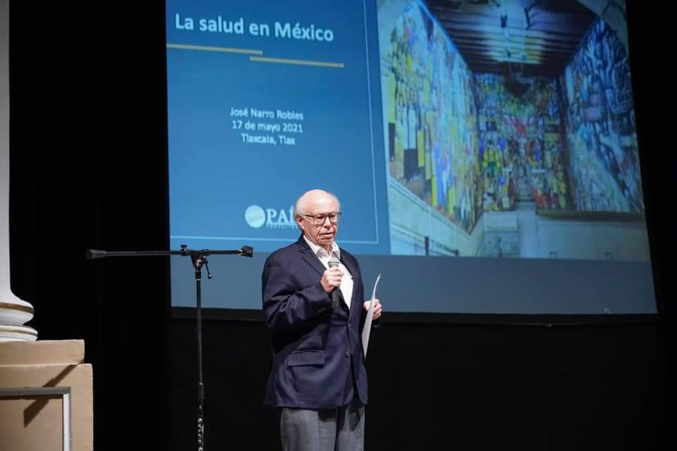 Narro Robles da su apoyo a Anabell Ávalos Zempoalteca 