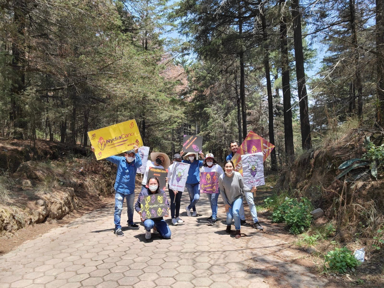 Nydia Cano organiza reunión con la ciudadanía en Laguna de Acuitlapilco, como parte de su campaña por la capital.