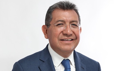 Serafín Ortiz respalda a Anabell Ávalos Zempoalteca