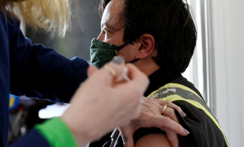 Cerca de 2 millones de mexicanos han viajado a EU para vacunarse contra COVID