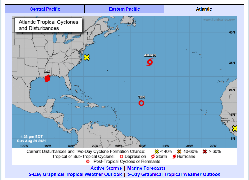 Se forma la tormenta tropical 'Julián' en el Atlántico central