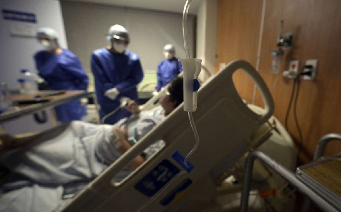 Un hombre demanda a China por 200 mil dólares tras contagiarse de covid-19