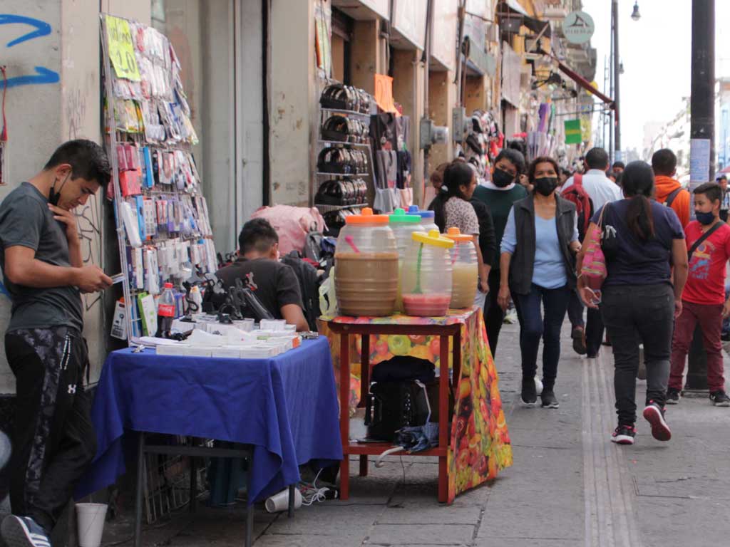 Sin incentivos fiscales personas seguirán en la informalidad: Académico