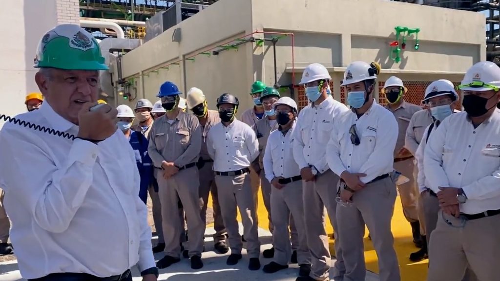 El país solo tiene reservas de gasolina para 10 días: AMLO