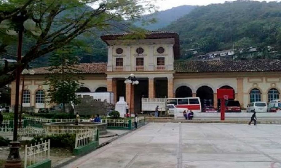 Asesinan a pareja para robarles dinero de programas sociales; las victimas habrían reconocido a los delincuentes