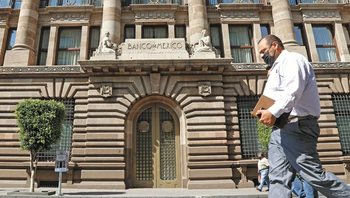 Aumentan reservas internacionales a 69 mdd al inicio del mes