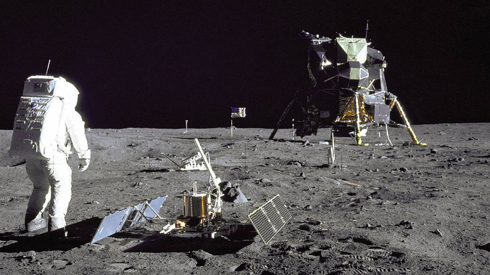 Nasa posterga el regreso de astronautas a la Luna hasta el 2025