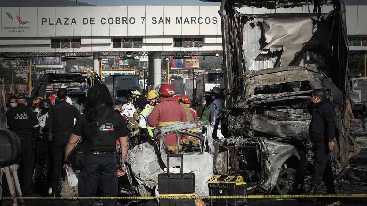 9 víctimas ya han podido ser identificadas tras choque en autopista México-Puebla
