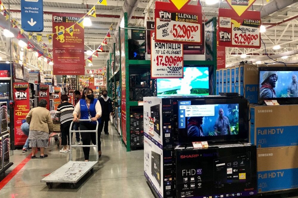 Profeco reporta que Walmart y Liverpool lideran reclamaciones este Buen Fin